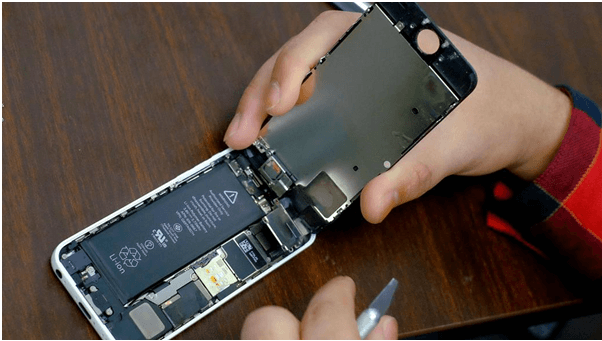 The iPhone Batteries