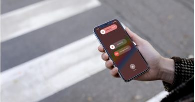 how to make emergency calls for iPhone